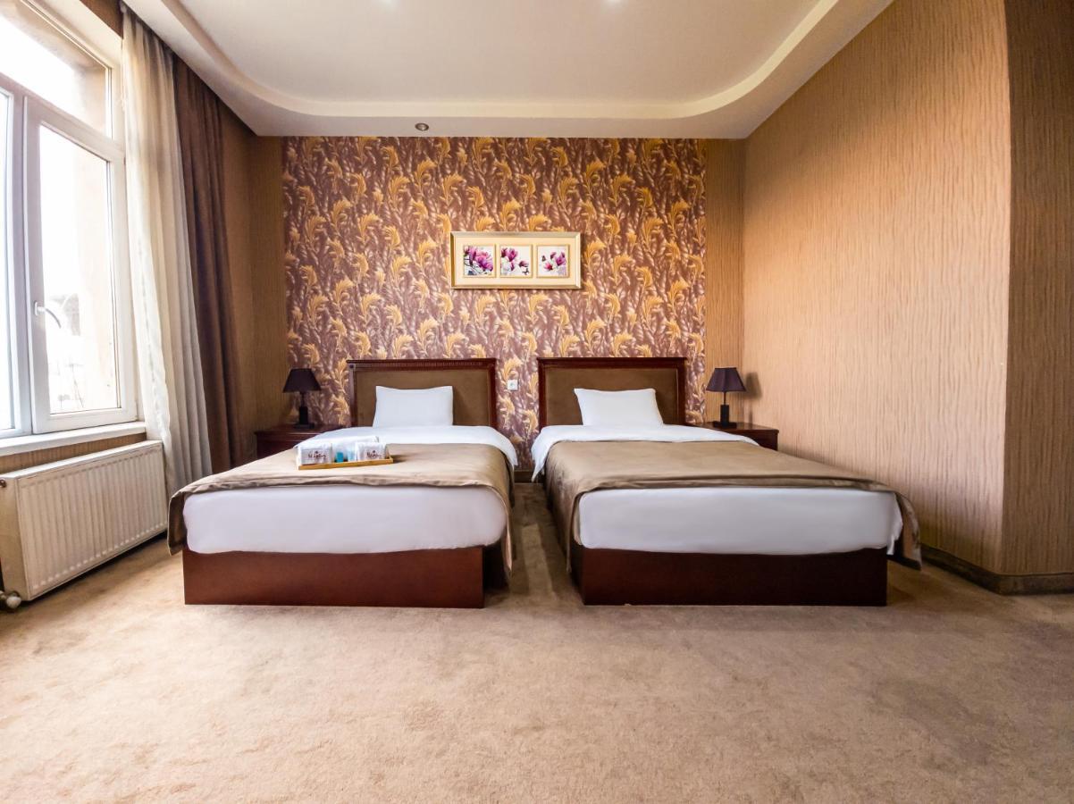 Margo Palace Hotel Tbilisi Exterior photo